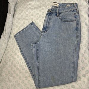 PacSun Mom Jeans||Eco Medium Blue